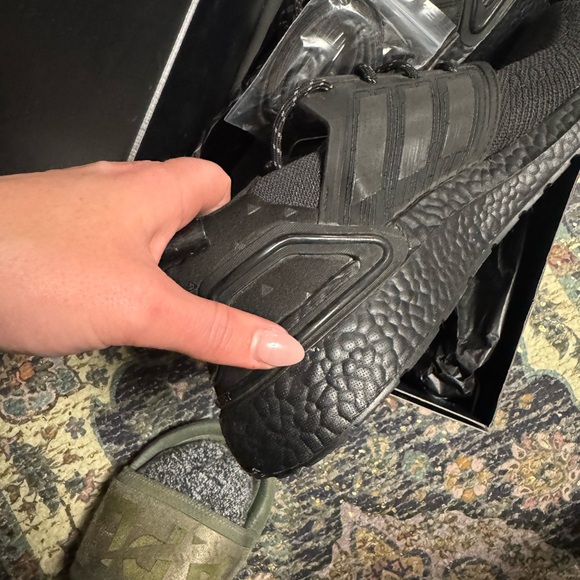 Adidas Ultraboost 20 “All Black” Pharrell Williams GUC Men Size 13 - Picture 8 of 10